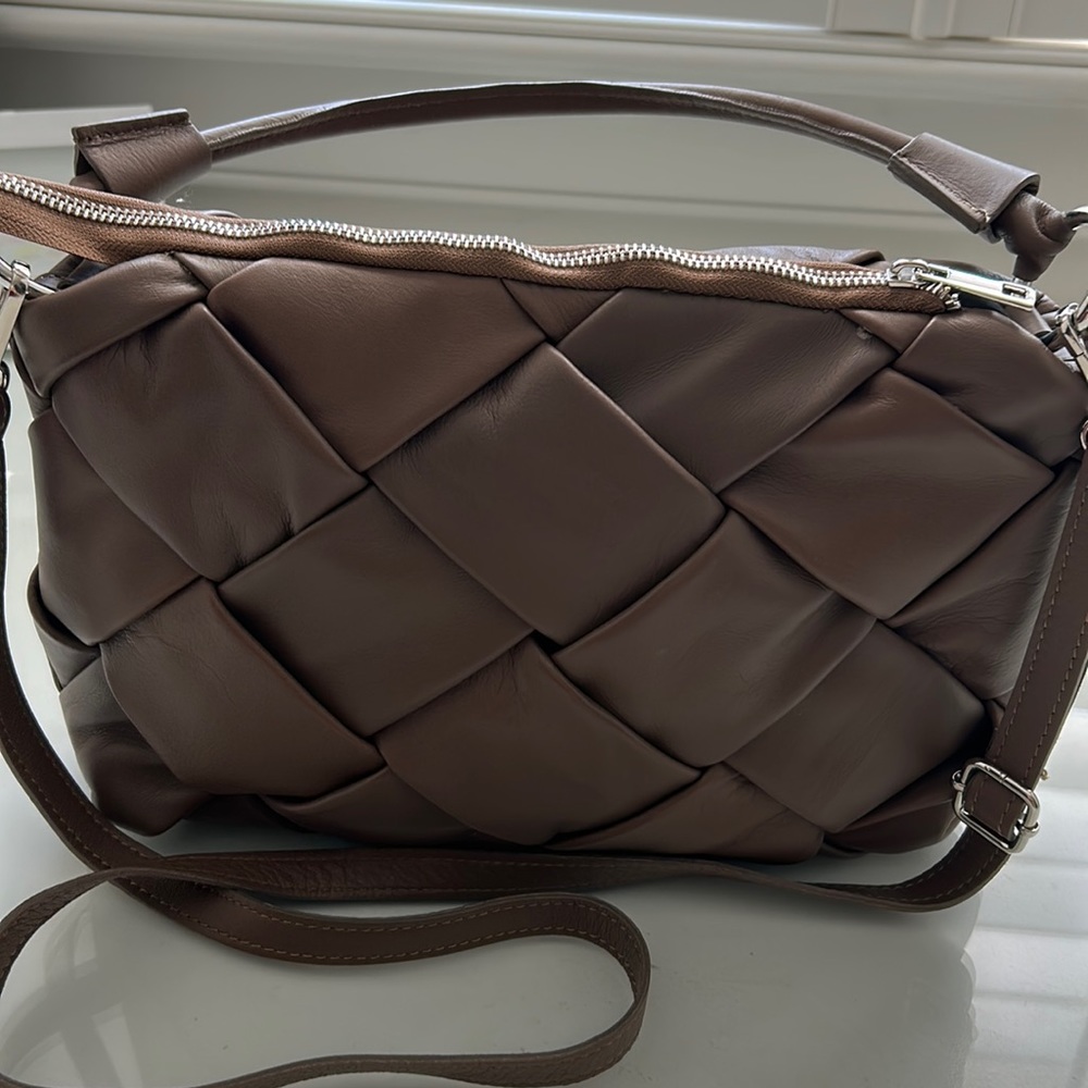 Beautiful Italian Leather Crossbody